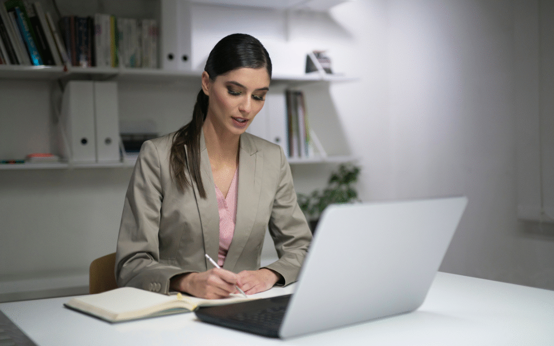 From Side Hustle to Six Figures: How to Turn Extra Income into a Full-Time Business
